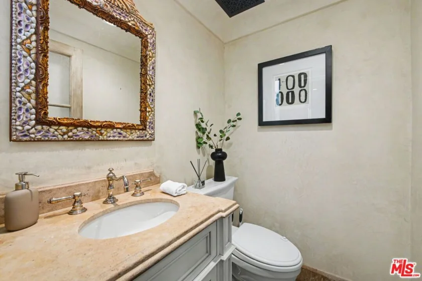 2408 34th Street #4 photo 8