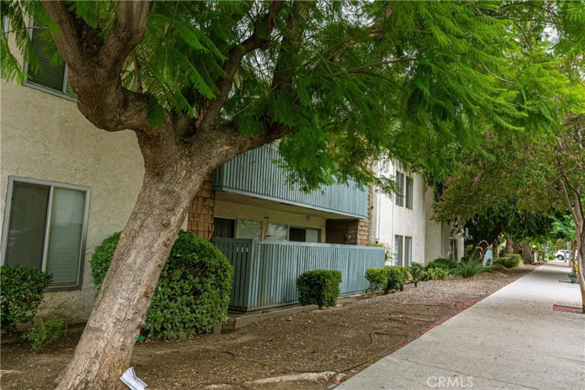 5700 Etiwanda Avenue #126 photo 1