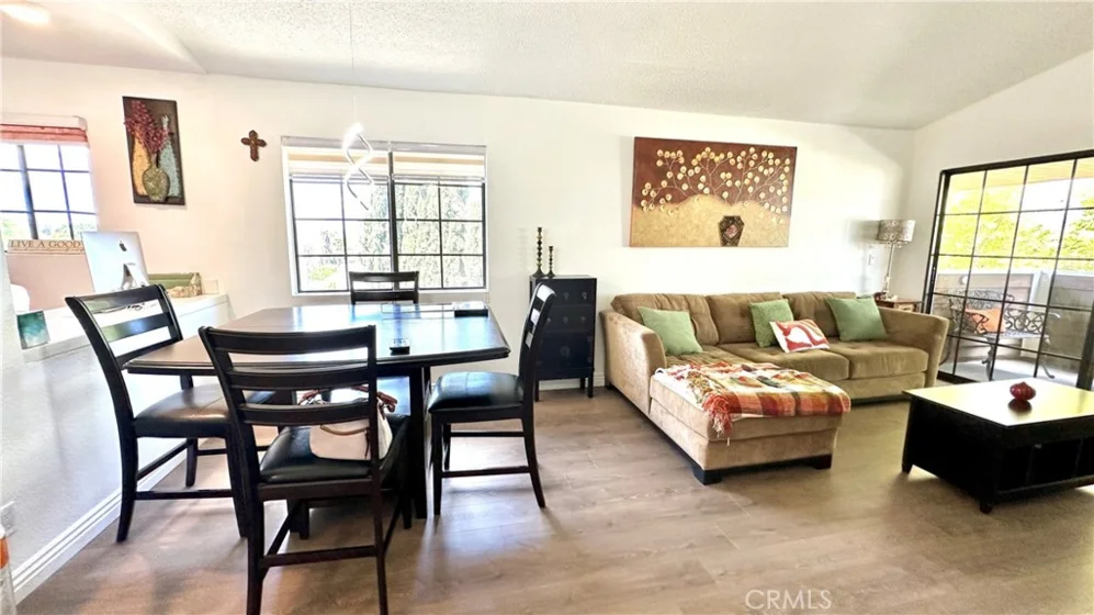 6545 Reseda Boulevard #24 photo 12