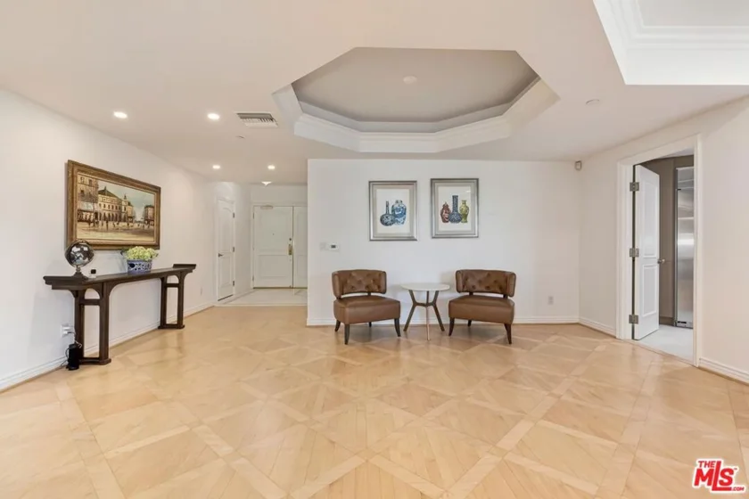 430 N Oakhurst Drive #202 photo 7