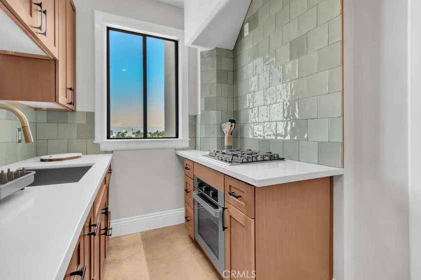 315 W 3rd #512 photo 10