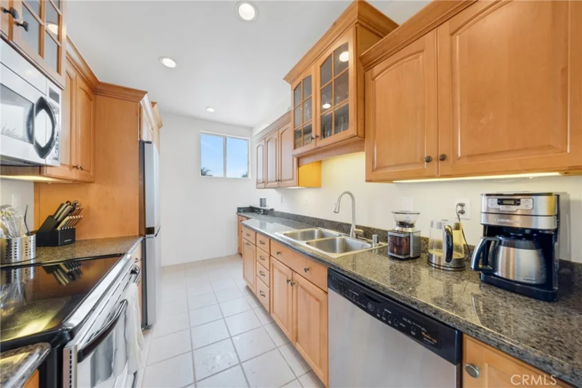 3365 Tempe Drive photo 5