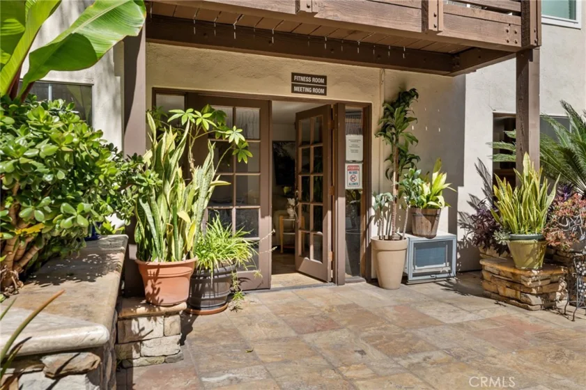 525 S Ardmore Avenue #257 photo 9