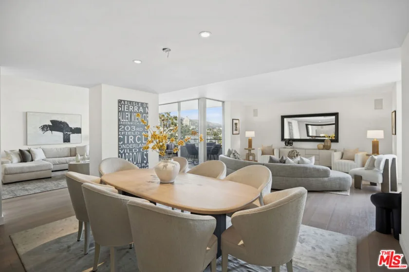 1100 Alta Loma Road #904 photo 1