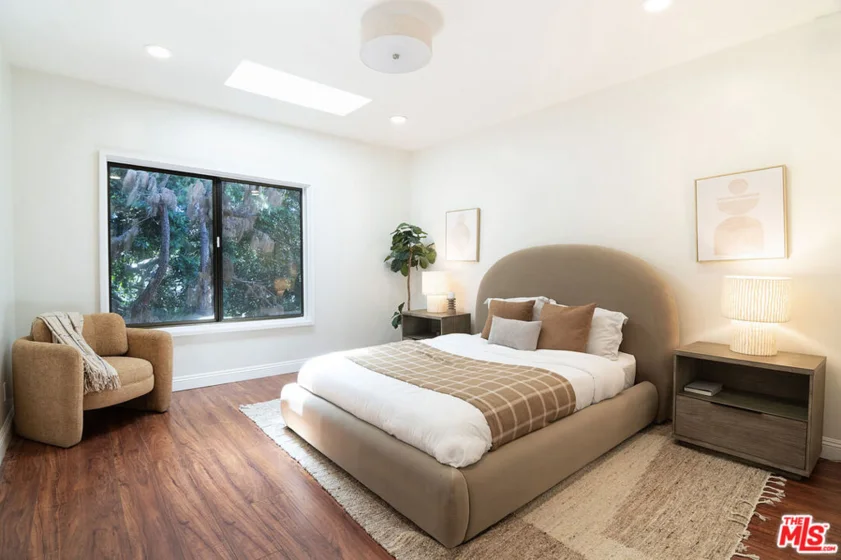 1434 Greenfield Avenue #303 photo 7