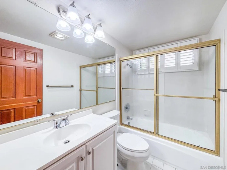 8880 Villa La Jolla #205 photo 12