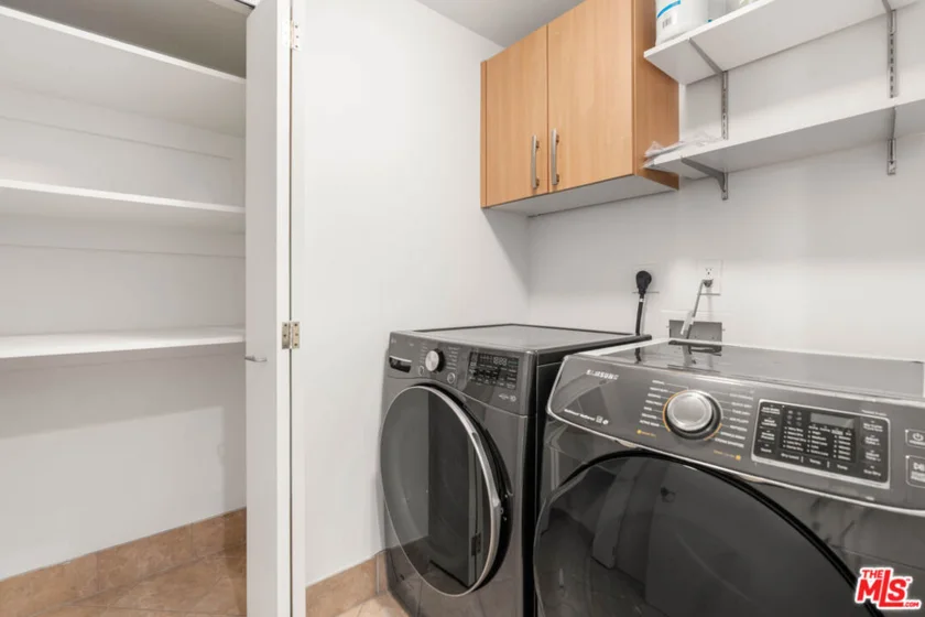 13650 Marina Pointe Drive #404 photo 27