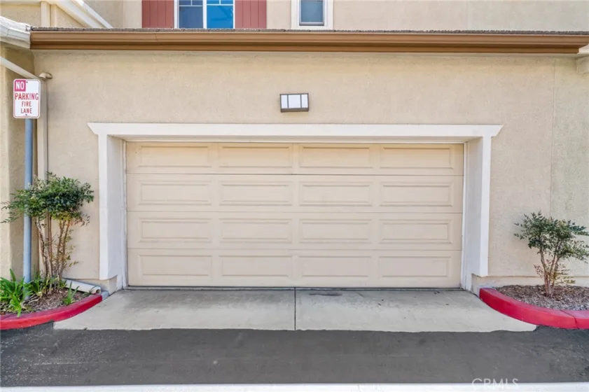 30505 Canyon Hills #703 photo 3
