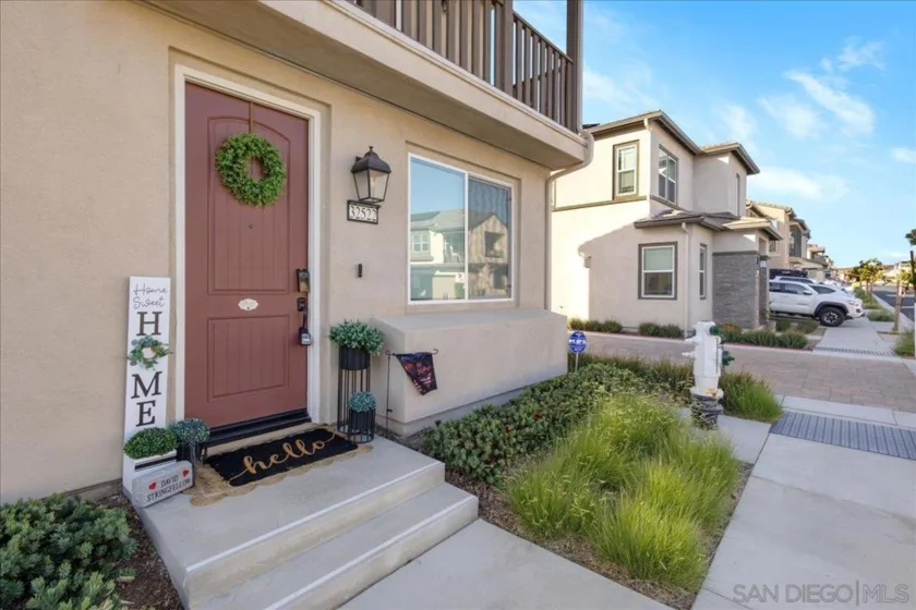 32522 Brunello Way photo 3
