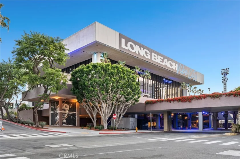 488 E Ocean #809 photo 43