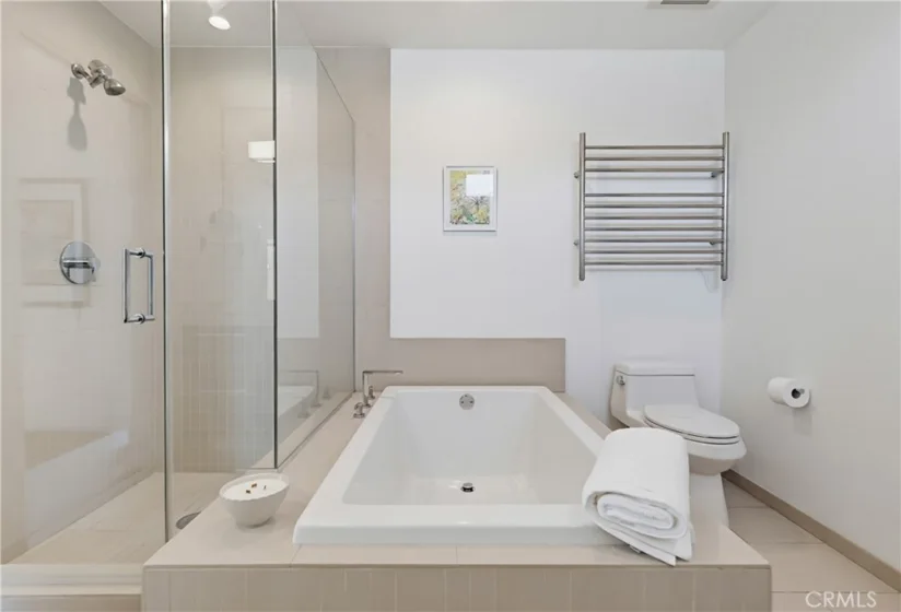 855 N Croft Avenue #302 photo 25