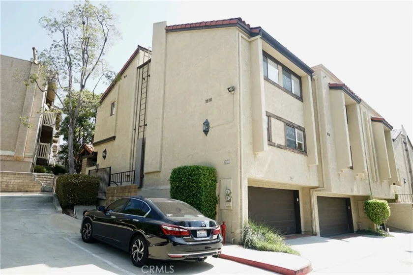 511 S Almansor Street #94 photo 1