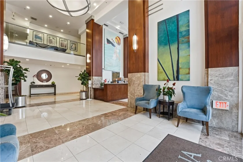 488 E Ocean #1518 photo 25
