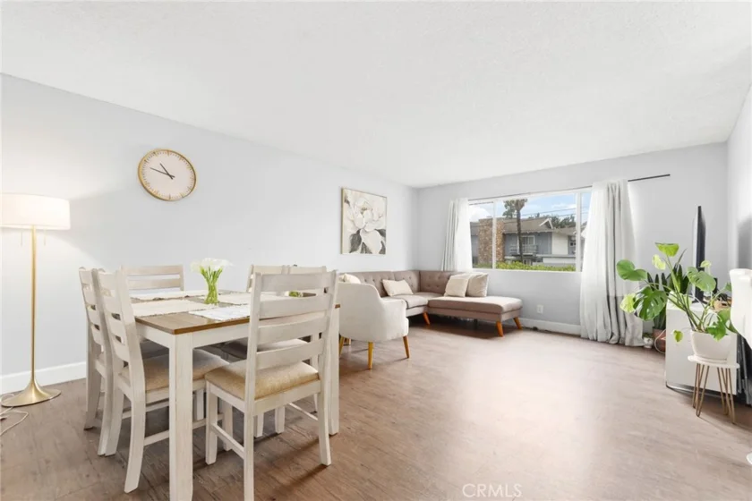 400 N Acacia Avenue #B12 photo 5