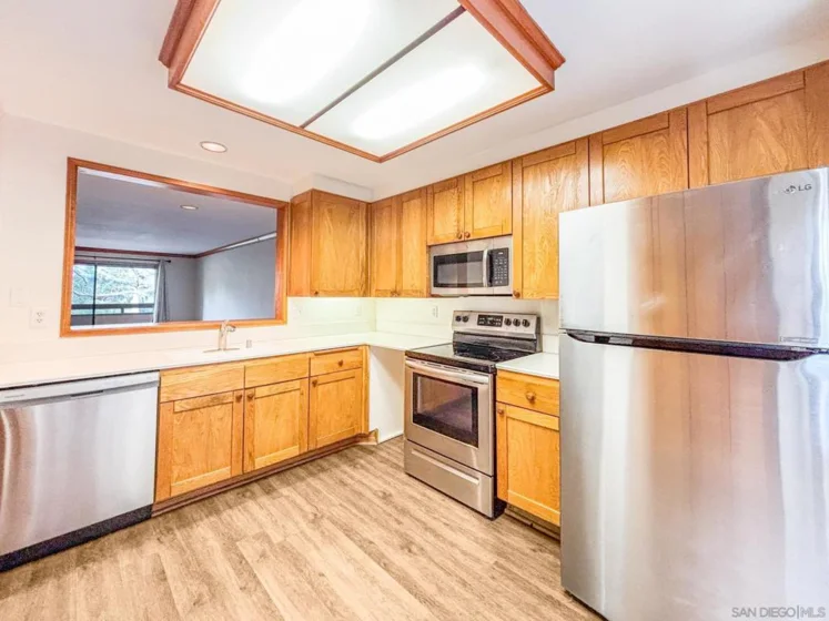 8880 Villa La Jolla #205 photo 5
