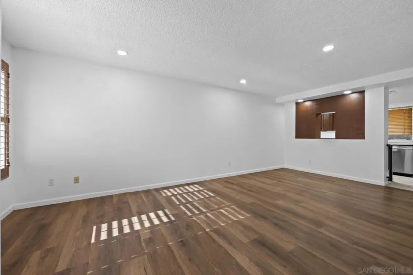 1512 Gustavo Street #B photo 4