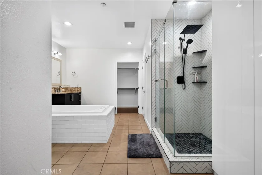 21 Gramercy #218 photo 30