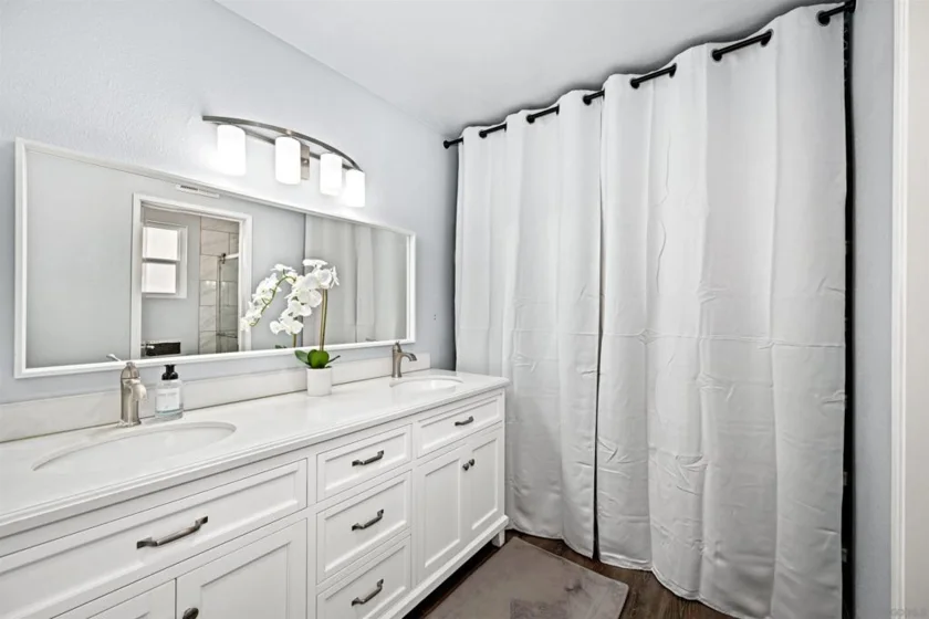 3811 Creststone photo 7