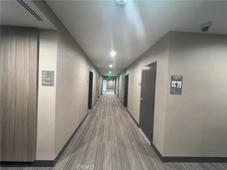 39 S Los Robles #3002 photo 6