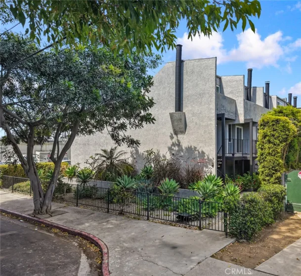 4018 Redwood Avenue #A photo 18