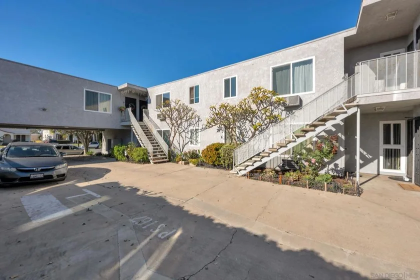 4451 35th Street #7 photo 8