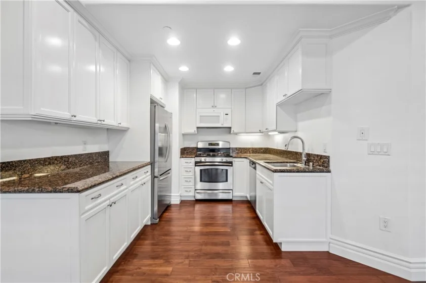 20402 Santa Ana #13 photo 7