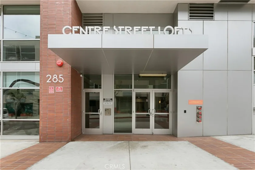 285 W 6th Street #326 photo 18