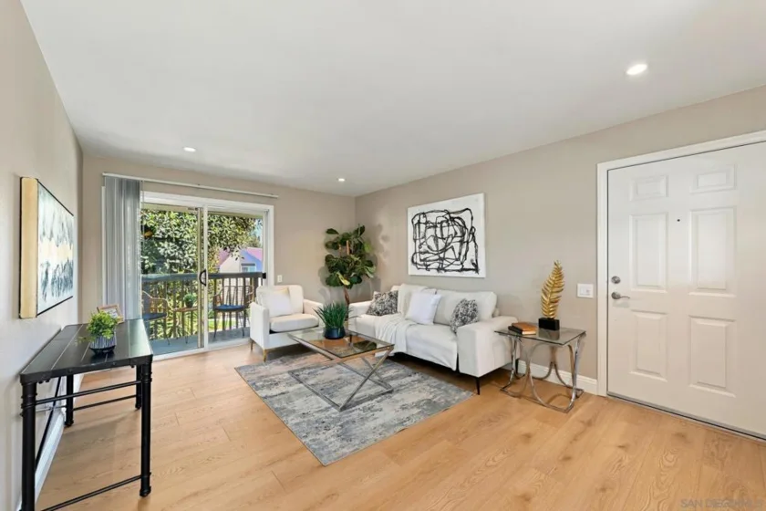 6333 College Grove #2206 photo 3