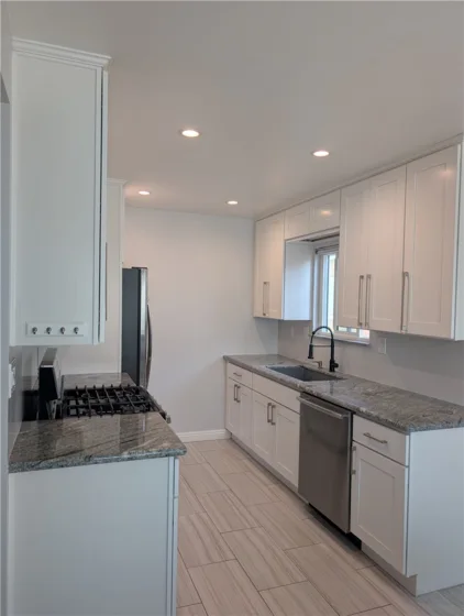 205 13th Street #D photo 19
