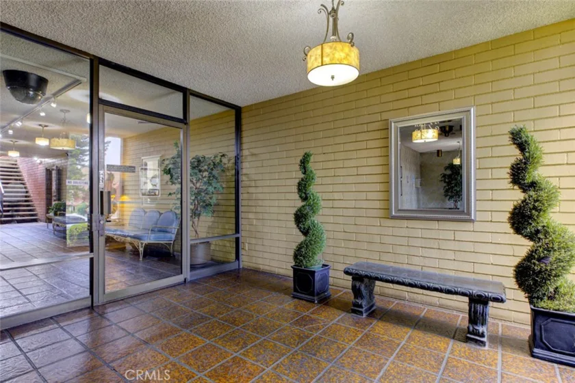 125 W Mountain Street #216 photo 29