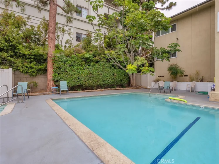 11138 Aqua Vista Street #18 photo 29