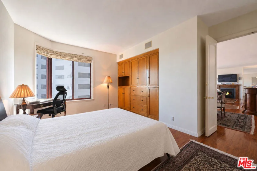 10550 Wilshire Boulevard #1001 photo 28