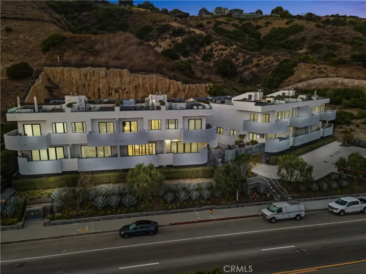 22065 Pacific Coast Hwy #3 photo 34