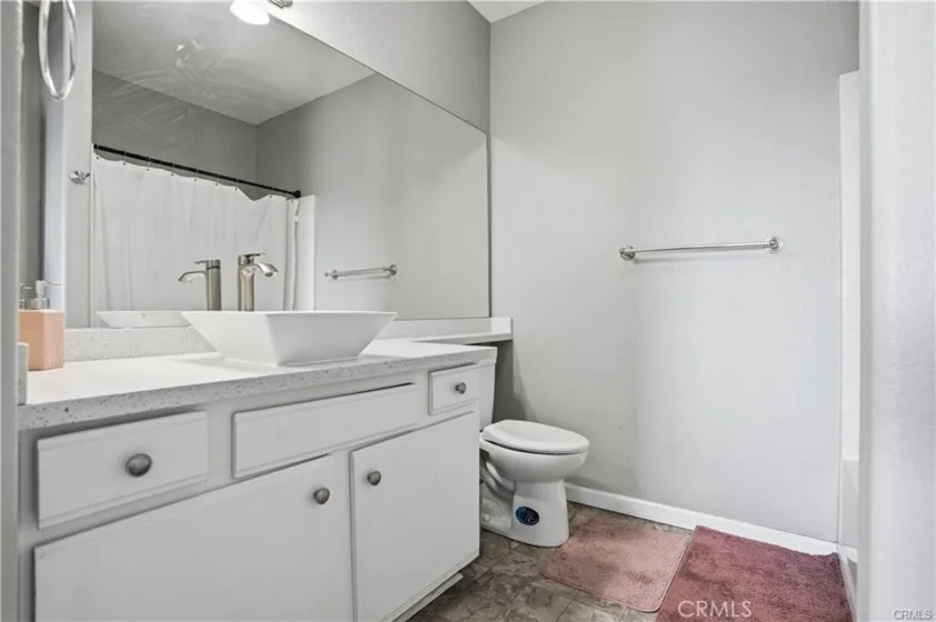 24909 Madison #2621 photo 6