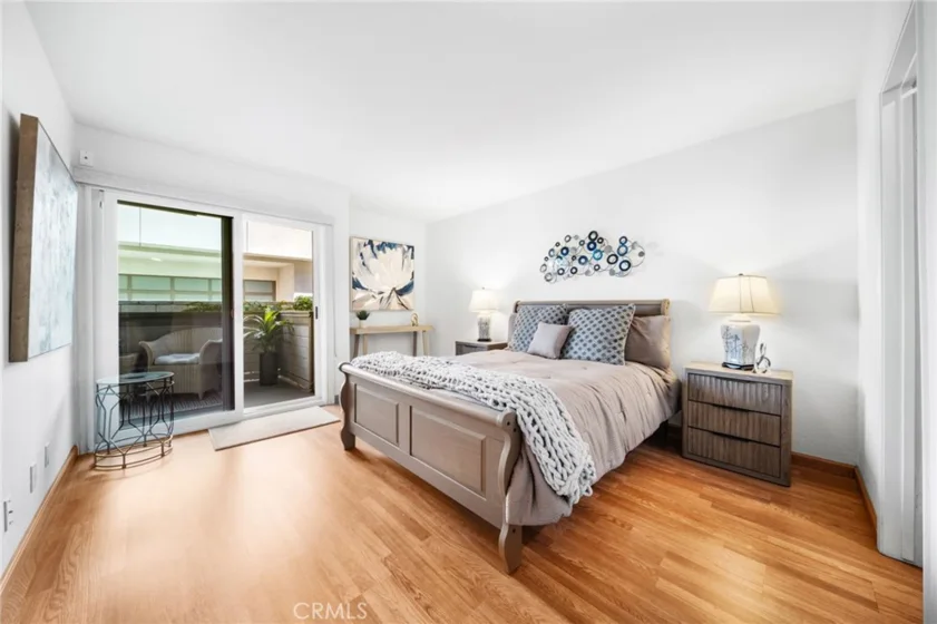 961 E California Boulevard #101 photo 9