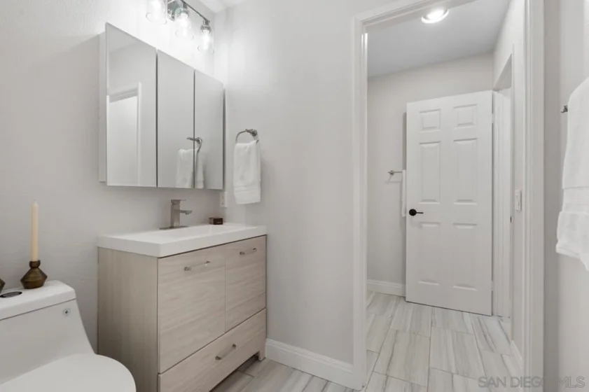 2053 Golden Circle Drive photo 37