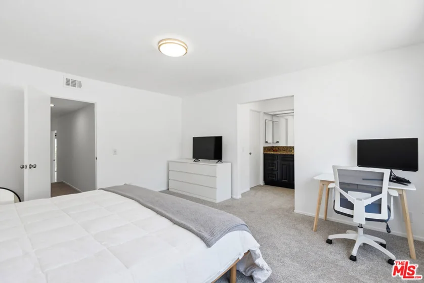 4631 Alla Road #4 photo 25
