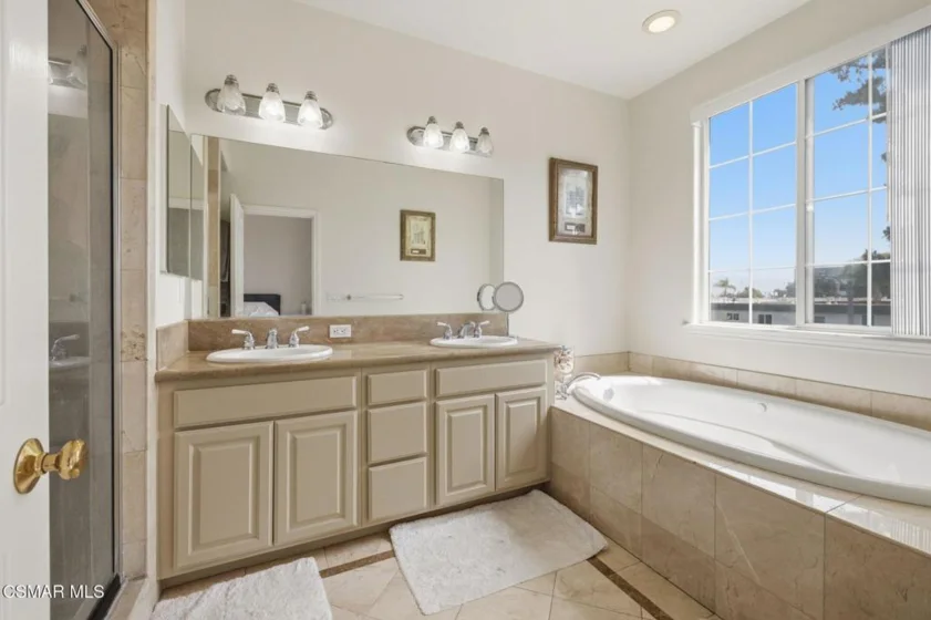 4106 W Kling Street photo 16