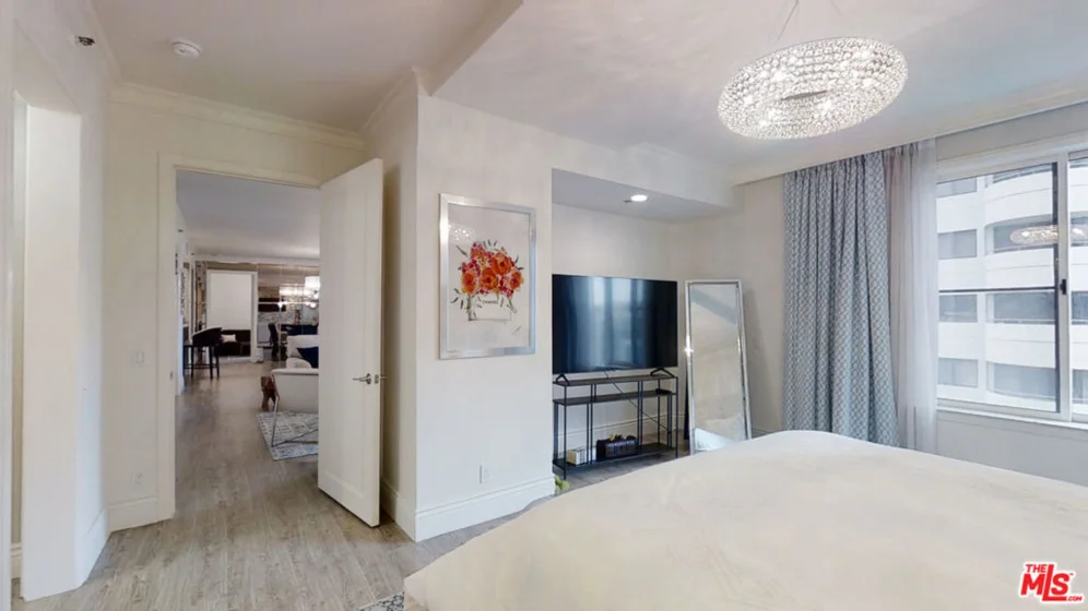 10550 Wilshire Boulevard #501 photo 8