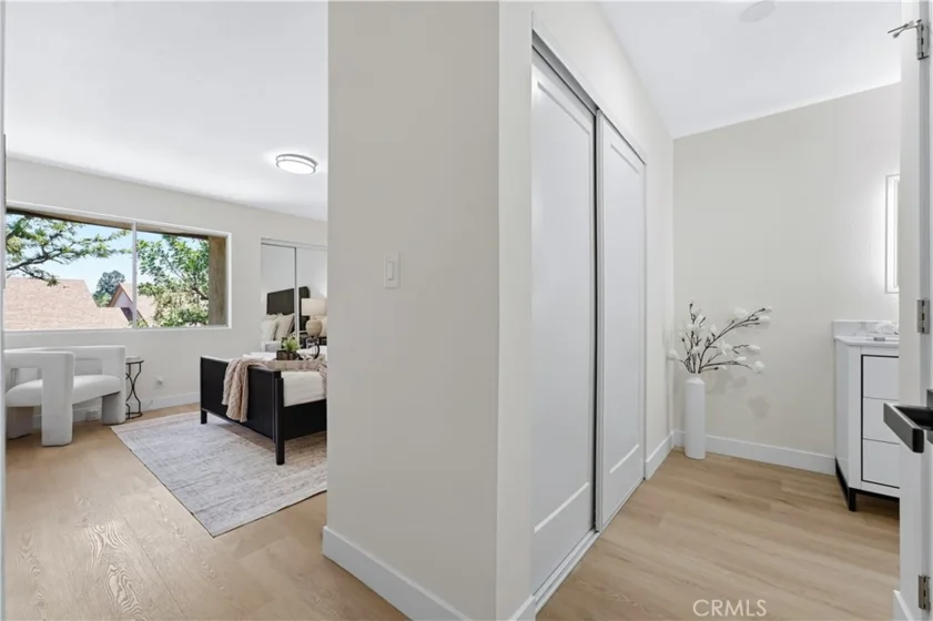 278 N Wilshire #B31 photo 11