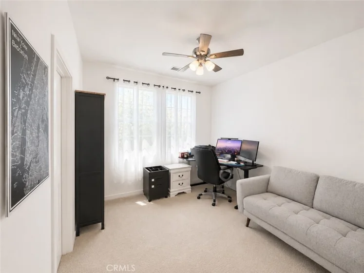 46 Finch photo 23