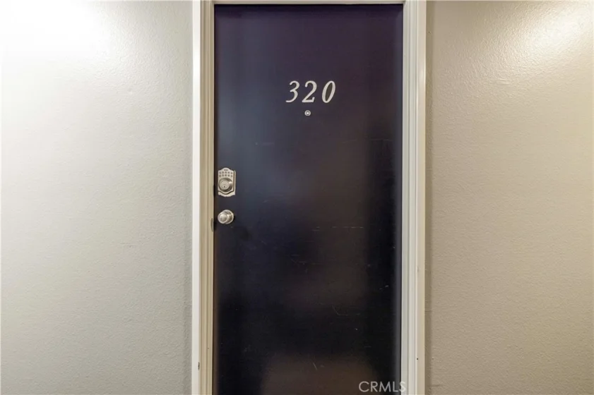 5143 Bakman Avenue #320 photo 24