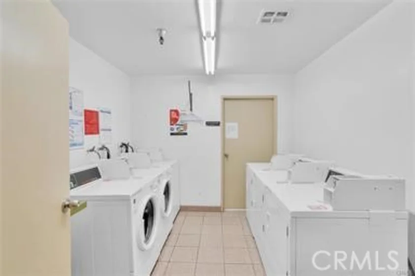 1140 E Ocean Boulevard #136 photo 20