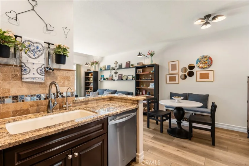 8567 E Tioga photo 6