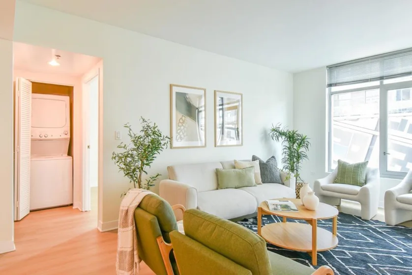 425 W Beech Street #408 photo 8