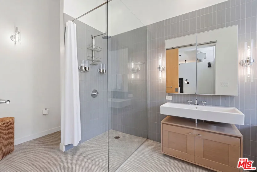 4080 Glencoe Avenue #317 photo 14