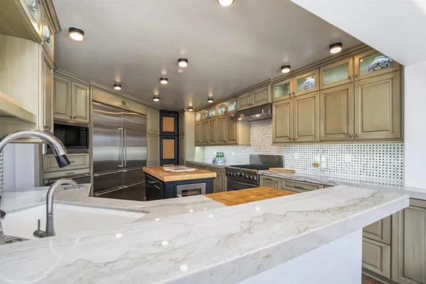 848 Prospect Street #C photo 17
