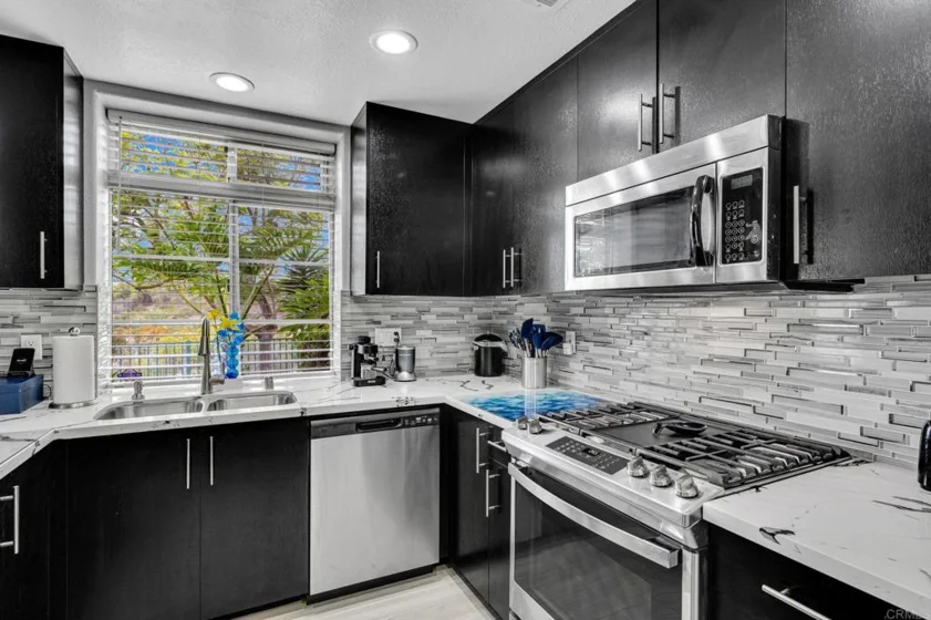 3587 Cameo Drive #19 photo 7