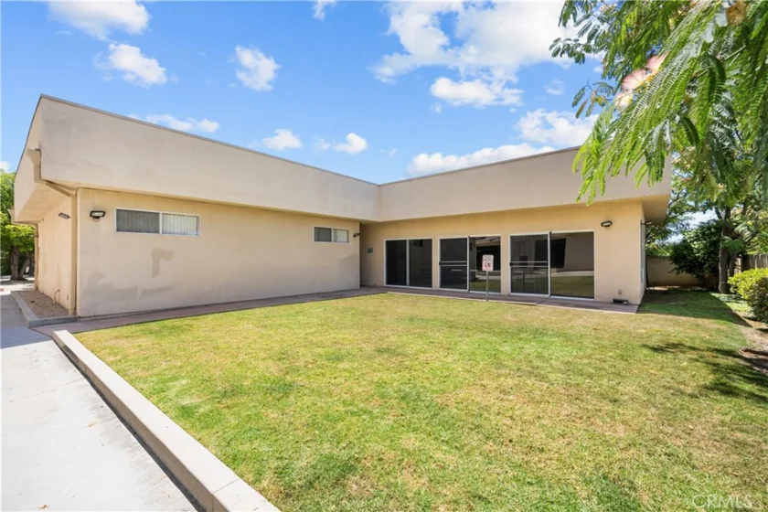 19350 Sherman Way. #328 photo 25