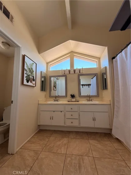 30612 Hollyberry Lane photo 14